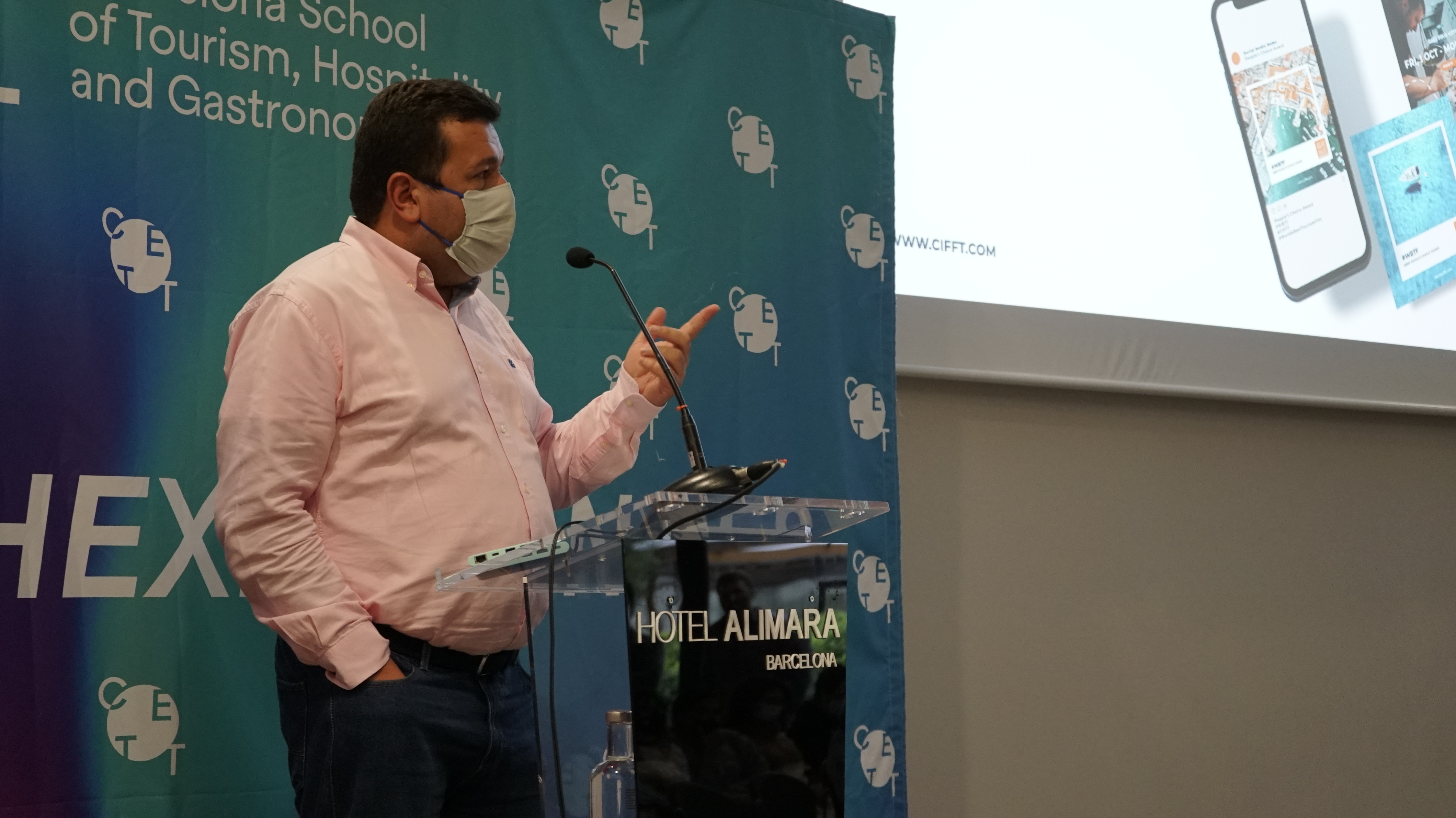 Photography from: El Terres CETT muestra campañas de turismo audiovisual de toda la península | CETT